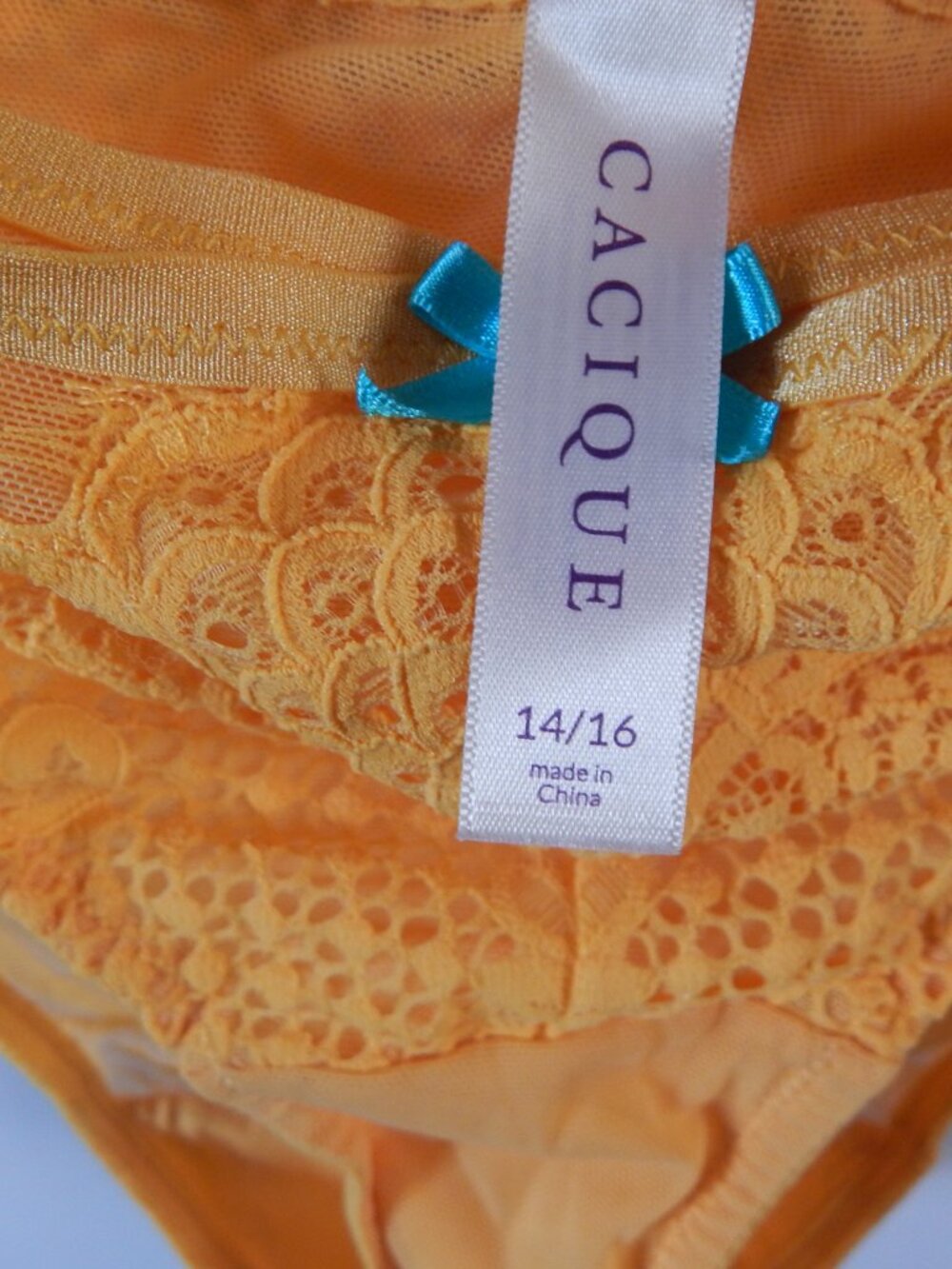 Lane Bryant Cacique Yellow Lace and Panty Set 38H / 14-16 Discontinued Set - Picture 6 of 7